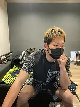 ryuaaaaa online show from April 2026 02:18:01 PM