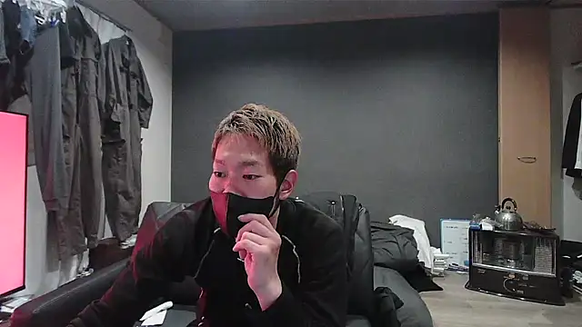 ryuaaaaa online show from March 2026 05:38:02 PM