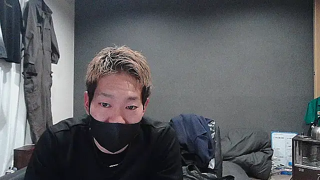 Snapshot of ryuaaaaa chatting on March 2026 05:31:02 PM ryuaaaaa online show from March 2026 05:31:02 PM