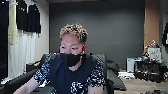 ryuaaaaa online show from March 2026 05:06:01 PM