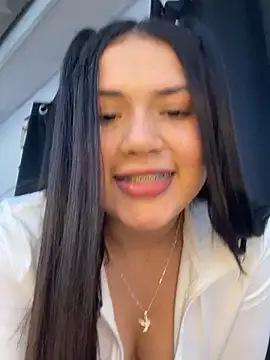 scarleth marquezz online show from June 2026 11:06:02 PM