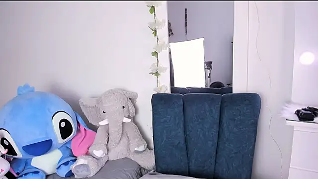 Ariana-Cobos online show from July 2026 08:37:02 PM