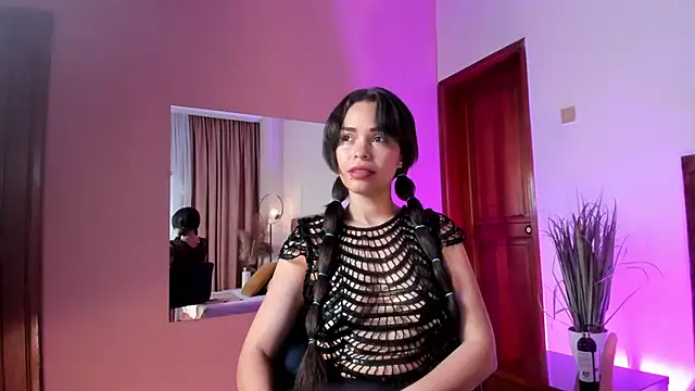 KatrionaNyx online show from April 2026 12:31:02 PM