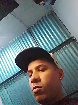 blackhot22c online show from May 2026 06:02:02 PM