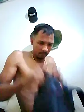 blackhot22c online show from March 2026 06:40:01 PM