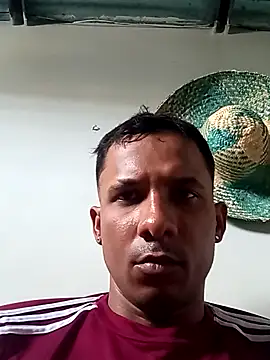 blackhot22c online show from February 2026 07:10:01 PM