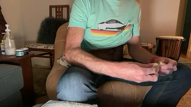 Snapshot of Guy__Grey chatting on February 2026 12:33:01 AM Guy Grey online show from February 2026 12:33:01 AM