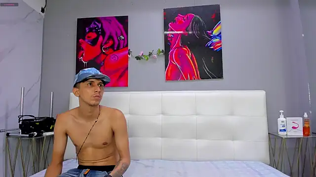 ahsly78Bryan online show from May 2026 08:12:02 PM