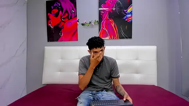 ahsly78Bryan online show from July 2026 08:33:02 PM