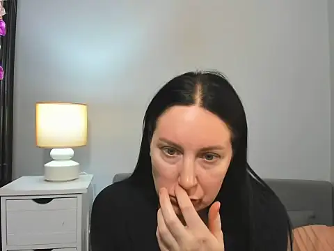 MiaFair online show from February 2026 01:35:02 PM