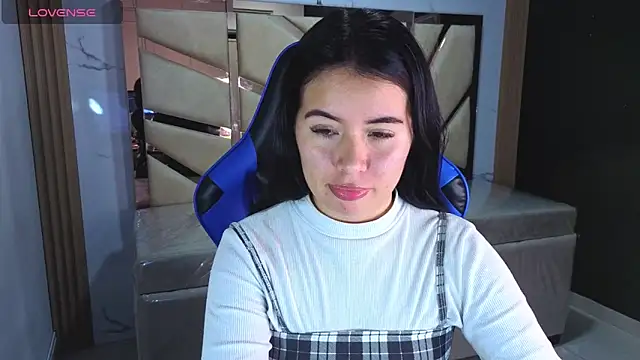 Kylia a online show from March 2026 08:19:01 PM