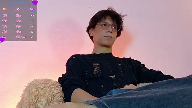 lui x dust online show from April 2026 03:41:01 AM