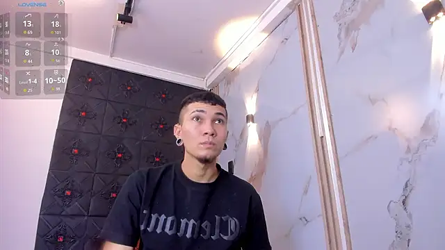 Logan and Reachel online show from March 2026 07:36:01 PM