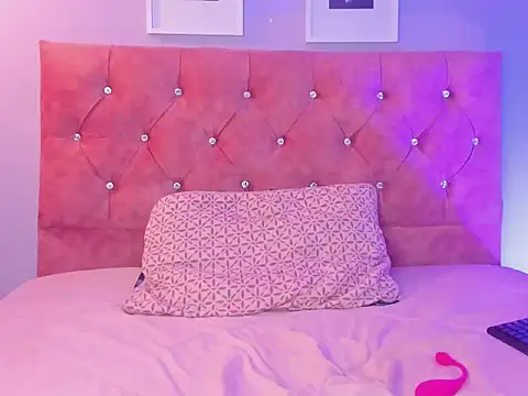 Snapshot of lilirousee chatting on March 2026 07:08:02 PM lilirousee online show from March 2026 07:08:02 PM