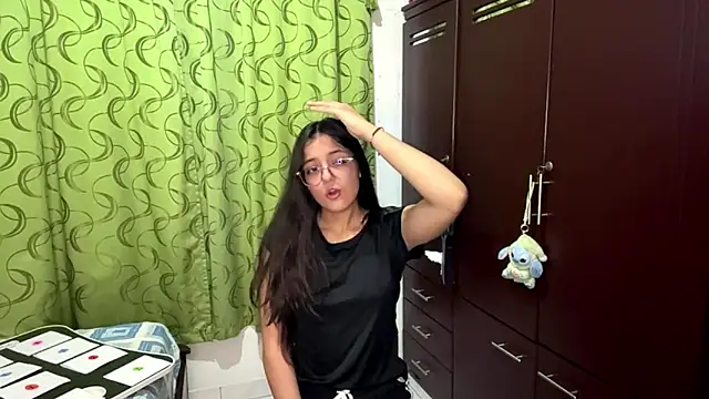 AnneliesePedaci online show from February 2026 02:44:02 AM