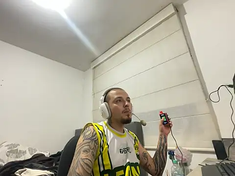 Maximo Garcia17 online show from March 2026 02:29:02 AM