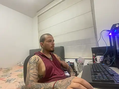 Maximo Garcia17 online show from March 2026 11:52:01 PM