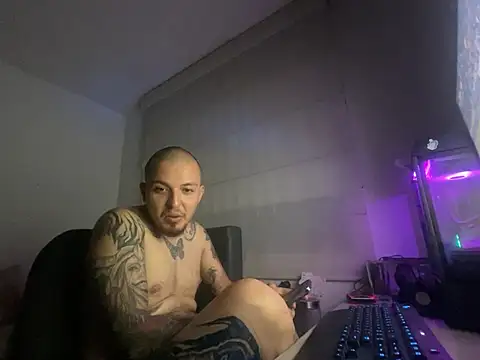 Maximo Garcia17 online show from February 2026 03:09:02 AM