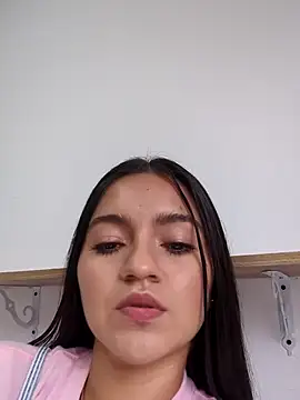 DulceCaroX online show from July 2026 01:29:02 PM