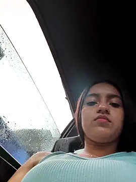 DulceCaroX online show from March 2026 11:08:01 PM