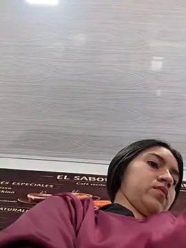 Snapshot of DulceCaroX chatting on May 2026 01:18:02 PM DulceCaroX online show from May 2026 01:18:02 PM