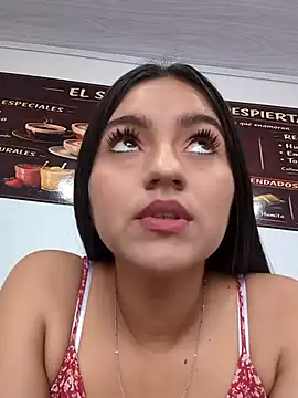 DulceCaroX online show from July 2026 01:33:02 PM