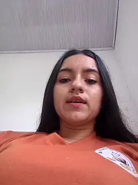 Snapshot of DulceCaroX chatting on June 2026 12:38:01 PM DulceCaroX online show from June 2026 12:38:01 PM