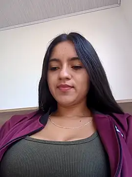 Snapshot of DulceCaroX chatting on May 2026 01:39:01 PM DulceCaroX online show from May 2026 01:39:01 PM