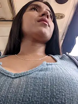 DulceCaroX online show from March 2026 08:53:01 PM