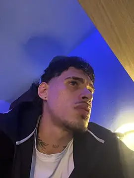 TOMAS CONOR online show from April 2026 12:07:01 AM