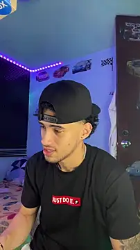 TOMAS CONOR online show from February 2026 02:00:02 AM