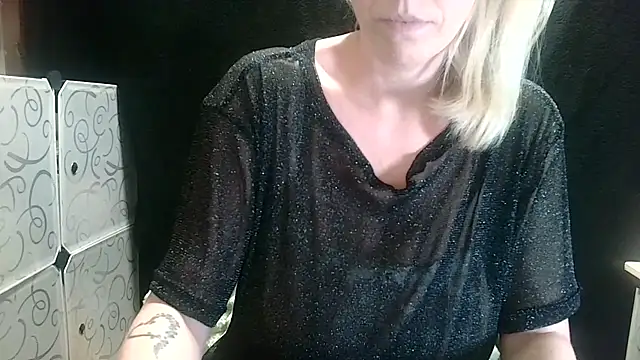 LadySecret X online show from February 2026 05:13:02 PM