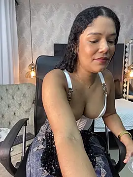 Miaafoxx   online show from March 2026 07:56:01 PM