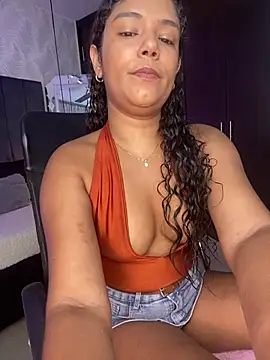 Miaafoxx   online show from April 2026 07:51:01 PM