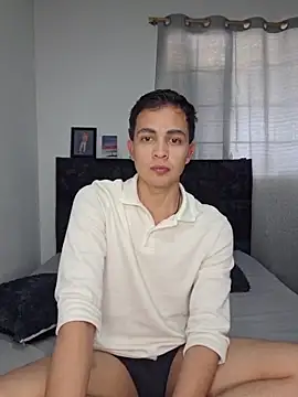 Snapshot of NewYoungHot chatting on February 2026 09:14:01 PM NewYoungHot online show from February 2026 09:14:01 PM