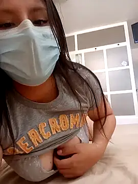 Rosyshadow online show from March 2026 07:58:01 PM