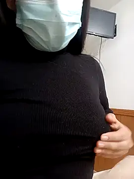 Rosyshadow online show from March 2026 07:19:01 PM