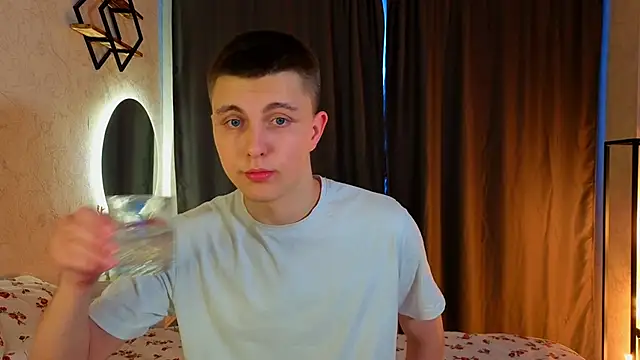 Keviin777 online show from March 2026 10:44:01 AM