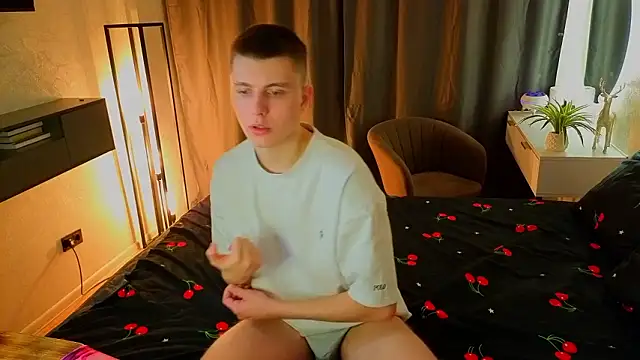 Keviin777 online show from February 2026 08:30:02 PM