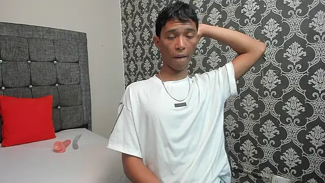 Little Twink19x online show from March 2026 07:18:02 PM