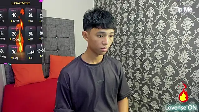 Little Twink19x online show from June 2026 07:41:02 PM