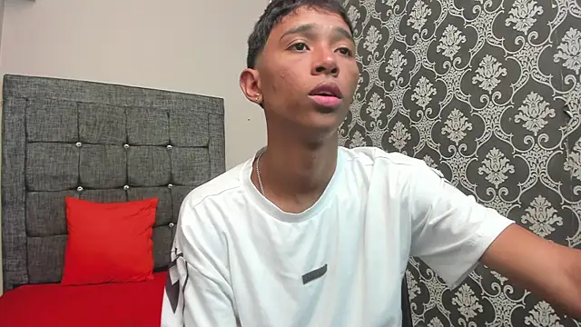 Little Twink19x online show from March 2026 07:10:01 PM