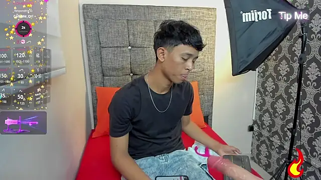 Little Twink19x online show from June 2026 07:44:02 PM