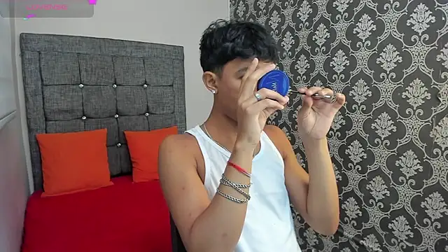 Little Twink19x online show from June 2026 07:34:02 PM