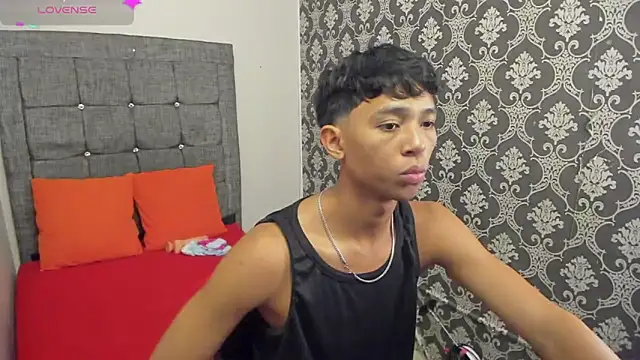 Little Twink19x online show from June 2026 07:41:02 PM