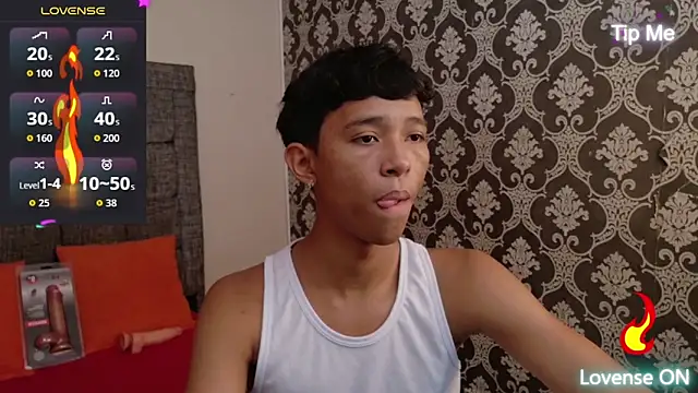 Little Twink19x online show from May 2026 07:45:02 PM