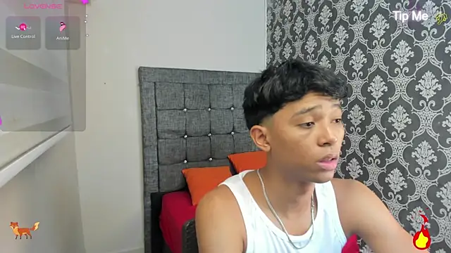 Little Twink19x online show from July 2026 07:58:01 PM