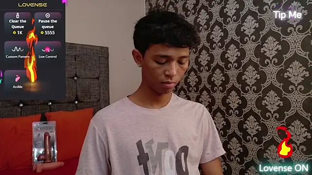Little Twink19x online show from May 2026 07:23:02 PM