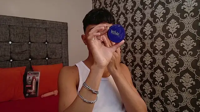 Little Twink19x online show from May 2026 07:43:02 PM