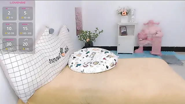 Luckmia333 online show from April 2026 01:56:01 AM